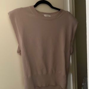 Babaton aritizia mauve sculpt knit shoulder pad